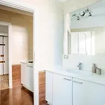 Spacious Near The Centre,sleeps 6 Apartamento Lecco