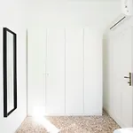 Spacious Near The Centre,sleeps 6 Apartment Lecco