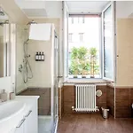 Spacious Near The Centre,sleeps 6 Apartment Lecco