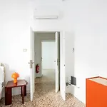 Apartment Spacious Near The Centre,sleeps 6 *