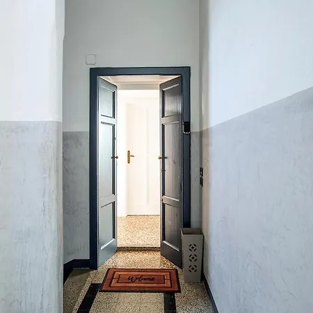 Spacious Near The Centre,sleeps 6 Apartment *