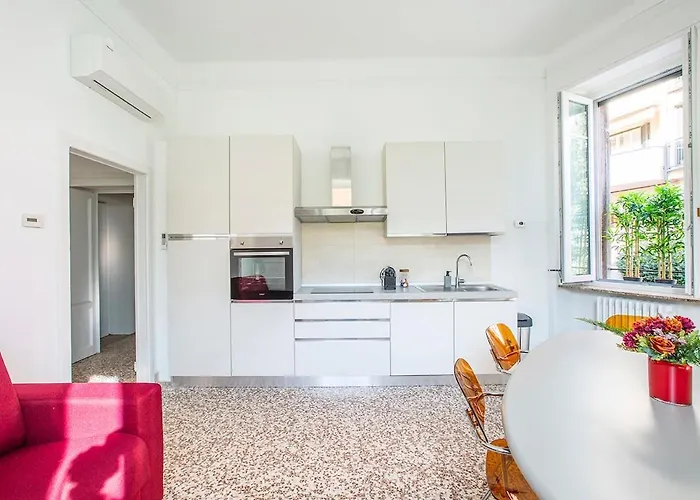 Spacious Near The Centre,sleeps 6 Apartment Lecco